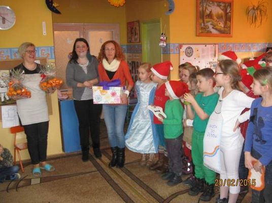 Grafika #11: Przedstawienie profilaktyczne o myciu zębów.