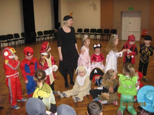 Grafika #20: Wesoły bal karnawałowy 