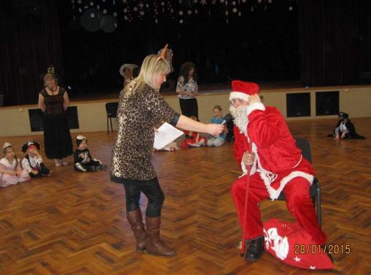 Grafika #24: Wesoły bal karnawałowy 