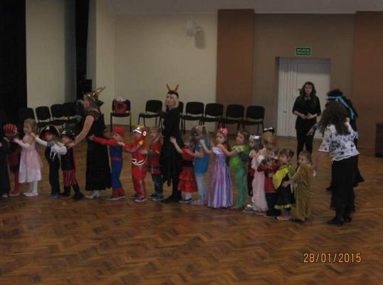 Grafika #27: Wesoły bal karnawałowy 