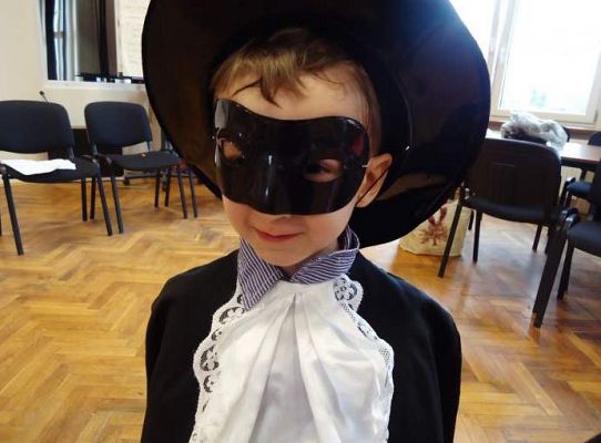 Grafika #5: Wesoły bal karnawałowy 