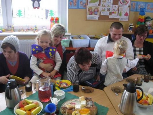 Grafika #33: Dzień Babci i Dziadka w Przedszkolu w Wicku