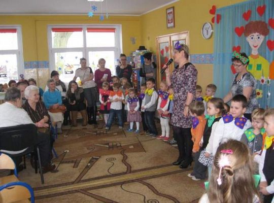 Grafika #8: Dzień Babci i Dziadka w Przedszkolu w Wicku