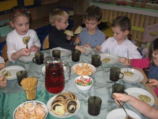 Grafika #12: Wigilia w naszym przedszkolu 2014r.