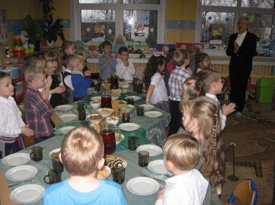 Grafika #3: Wigilia w naszym przedszkolu 2014r.