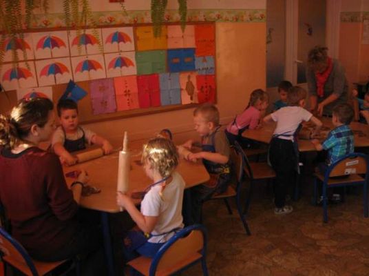 Grafika #13: Pieczenie i dekorowanie pierniczków - grudzień 2014