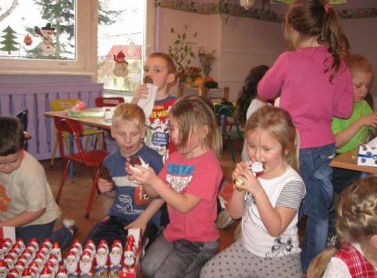 Grafika #2: Mikołaj w przedszkolu