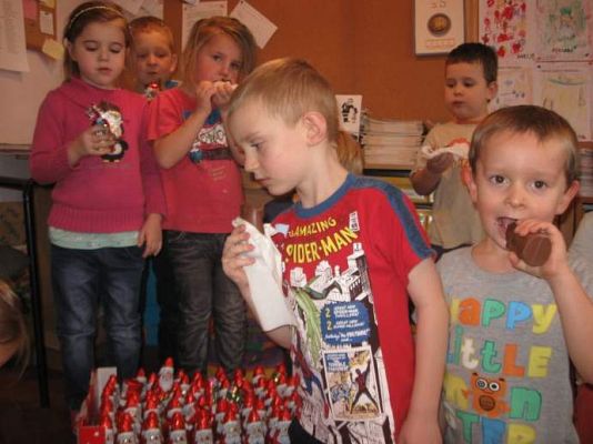 Grafika #4: Mikołaj w przedszkolu