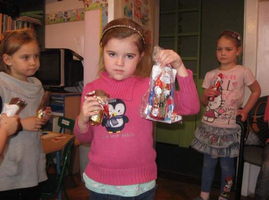 Grafika #5: Mikołaj w przedszkolu