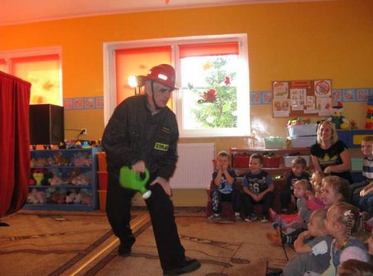 Grafika #10: Teatrzyk O niesfornym koziołku