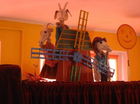 Grafika #17: Teatrzyk O niesfornym koziołku