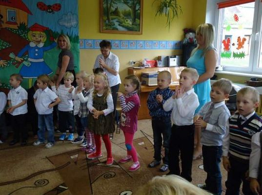 Grafika #2: DEN i Pasowanie na przedszkolaka 2014.10.13