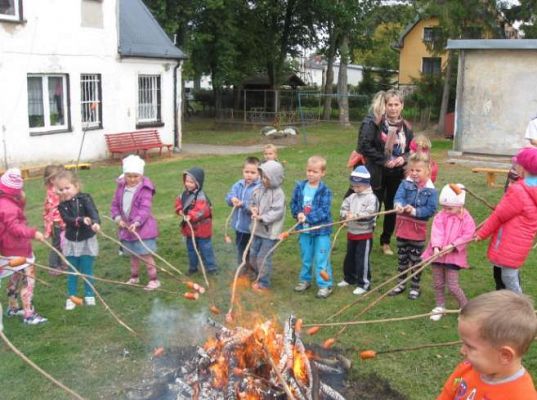 Grafika #1: Jesienne ognisko