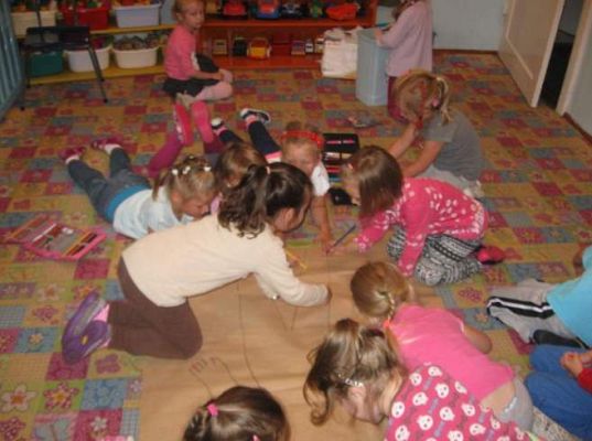 Grafika #1: Pierwsze dni w przedszkolu 2014.09.10