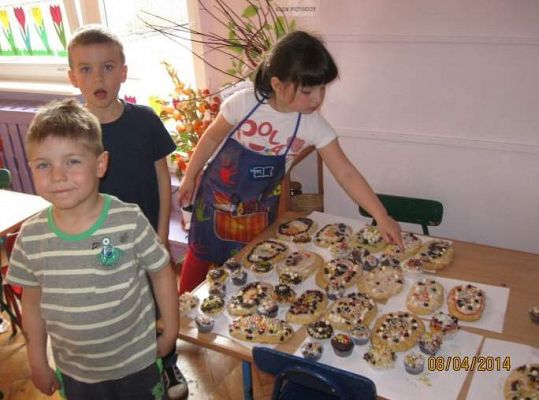 Grafika #10: Mazurki i babbeczki wielkanocne 2014.04.08