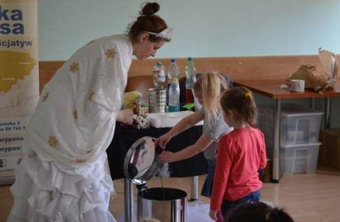 Grafika #4: Odwiedziny Królowej Śniegu 2014.03.04