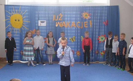 Grafika #17: Uroczystość Zakończenia Przedszkola przez dzieci 6 letnie
