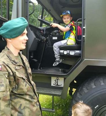 Grafika #9: Wyjazd do Jednostki Wojskowej-9.06.2017