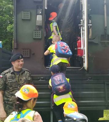 Grafika #14: Wyjazd do Jednostki Wojskowej-9.06.2017