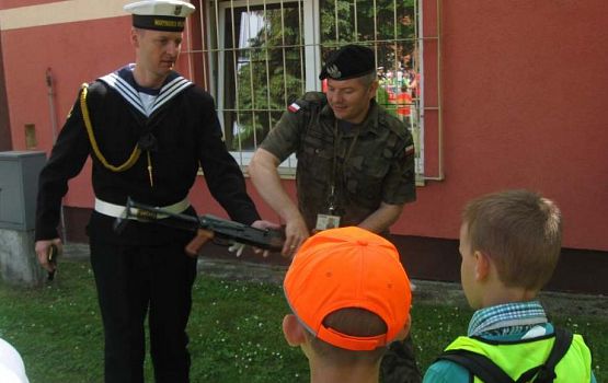 Grafika #29: Wyjazd do Jednostki Wojskowej-9.06.2017