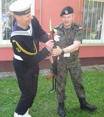 Grafika #31: Wyjazd do Jednostki Wojskowej-9.06.2017