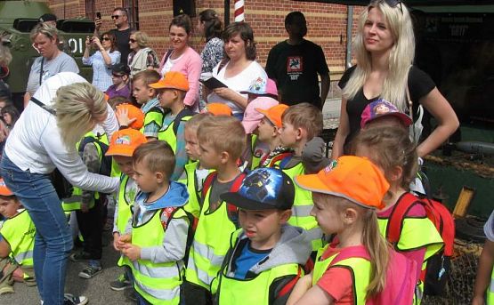 Grafika #38: Wyjazd do Jednostki Wojskowej-9.06.2017