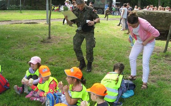 Grafika #45: Wyjazd do Jednostki Wojskowej-9.06.2017