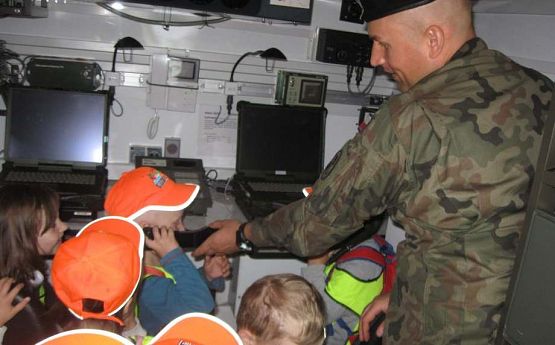 Grafika #52: Wyjazd do Jednostki Wojskowej-9.06.2017