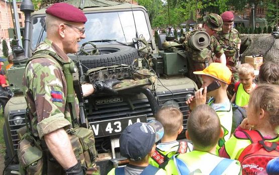 Grafika #65: Wyjazd do Jednostki Wojskowej-9.06.2017