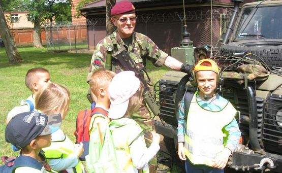 Grafika #73: Wyjazd do Jednostki Wojskowej-9.06.2017