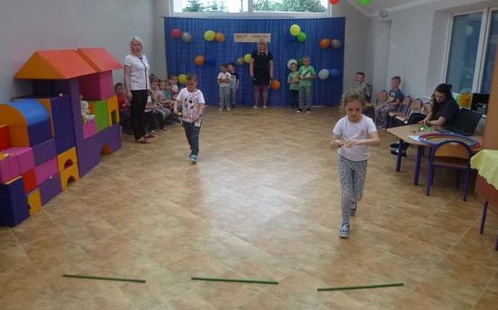 Grafika #21: Dzień Dziecka w przedszkolu