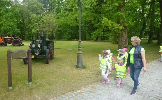 Grafika #2: Wycieczka do Ciekocinka 30.05.2017