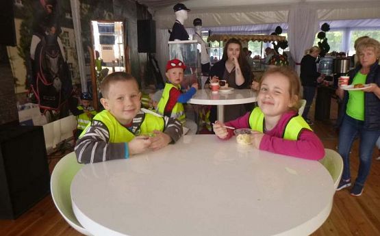 Grafika #48: Wycieczka do Ciekocinka 30.05.2017