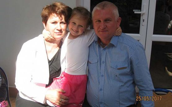 Grafika #45: Uroczystość Dnia Mamy i Taty w przedszkolu