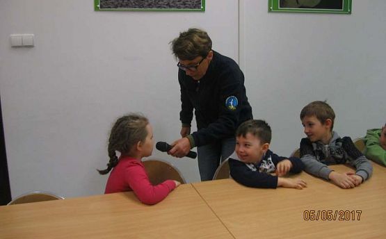 Grafika #1: Uczucia roślin-zajęcia edukacyjne na Rąbce