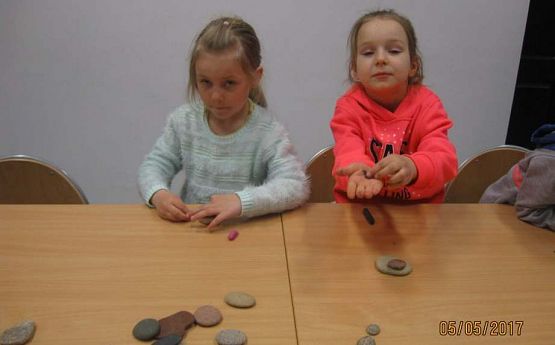 Grafika #20: Uczucia roślin-zajęcia edukacyjne na Rąbce