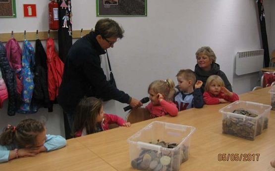 Grafika #4: Uczucia roślin-zajęcia edukacyjne na Rąbce