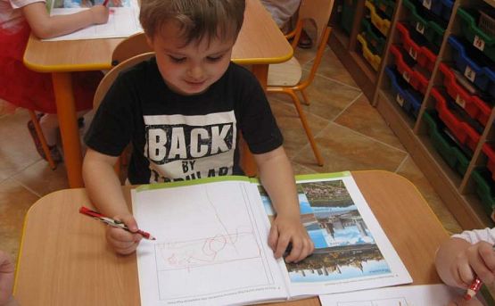 Grafika #28: Kto Ty jesteś?-Polak Mały