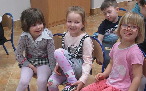 Grafika #23: Śmieszne wierszyki łamiące języki-przedszkolny konkurs logopedyczny