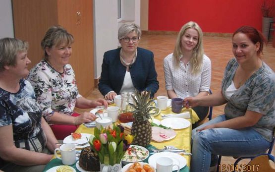 Grafika #24: Wielkanocne śniadanie 12.04.2017
