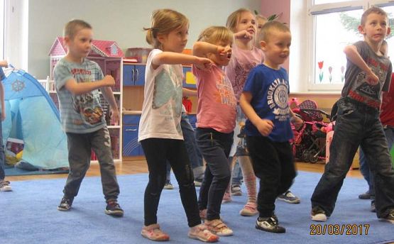 Grafika #6: Pierwsze profesjonalne zajęcia taneczne w naszym przedszkolu