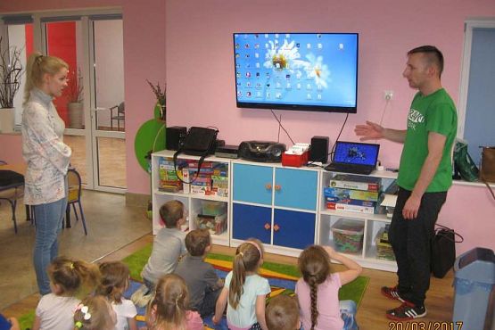 Grafika #8: Pierwsze profesjonalne zajęcia taneczne w naszym przedszkolu