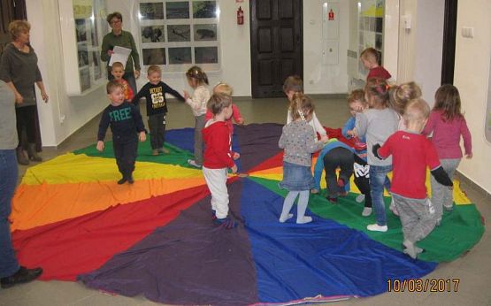 Grafika #19: Ptaki jak ludzie, ludzie jak ptaki-zajęcia edukacyjne