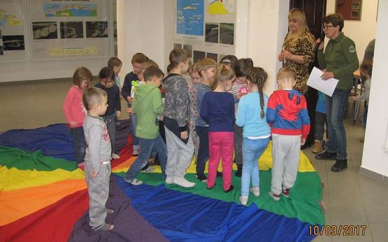 Grafika #20: Ptaki jak ludzie, ludzie jak ptaki-zajęcia edukacyjne