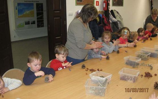 Grafika #7: Ptaki jak ludzie, ludzie jak ptaki-zajęcia edukacyjne