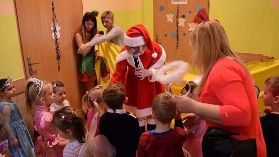 Grafika #38: Bal karnawałowy w przedszkolu