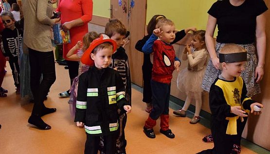 Grafika #62: Bal karnawałowy w przedszkolu