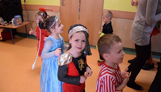 Grafika #70: Bal karnawałowy w przedszkolu