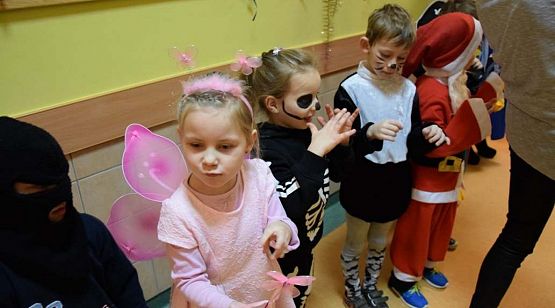 Grafika #90: Bal karnawałowy w przedszkolu