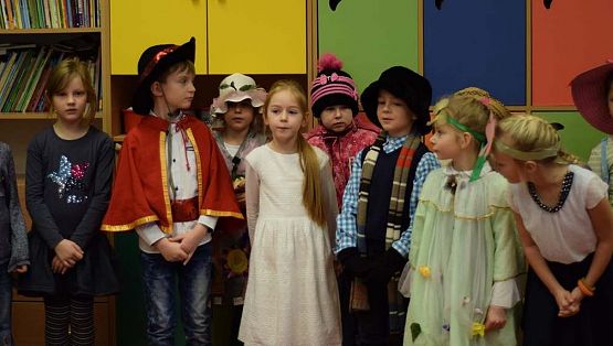 Grafika #1: Proszę Państwa o to rok-występ drugoklasistów